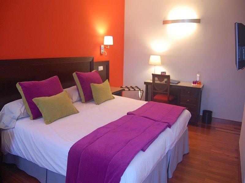 Hotel Escuela Santa Brigida מראה חיצוני תמונה