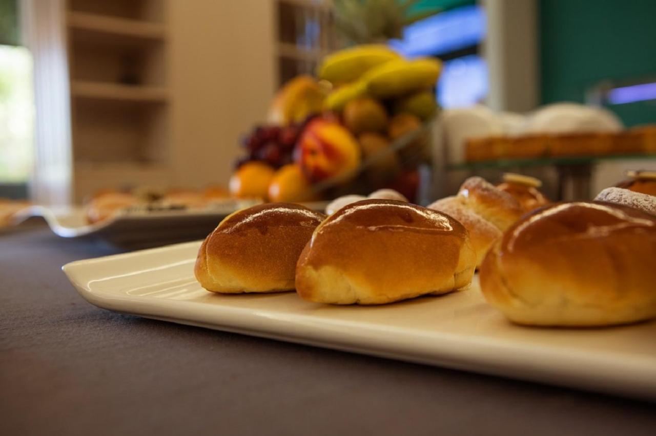 Hotel Escuela Santa Brigida מראה חיצוני תמונה